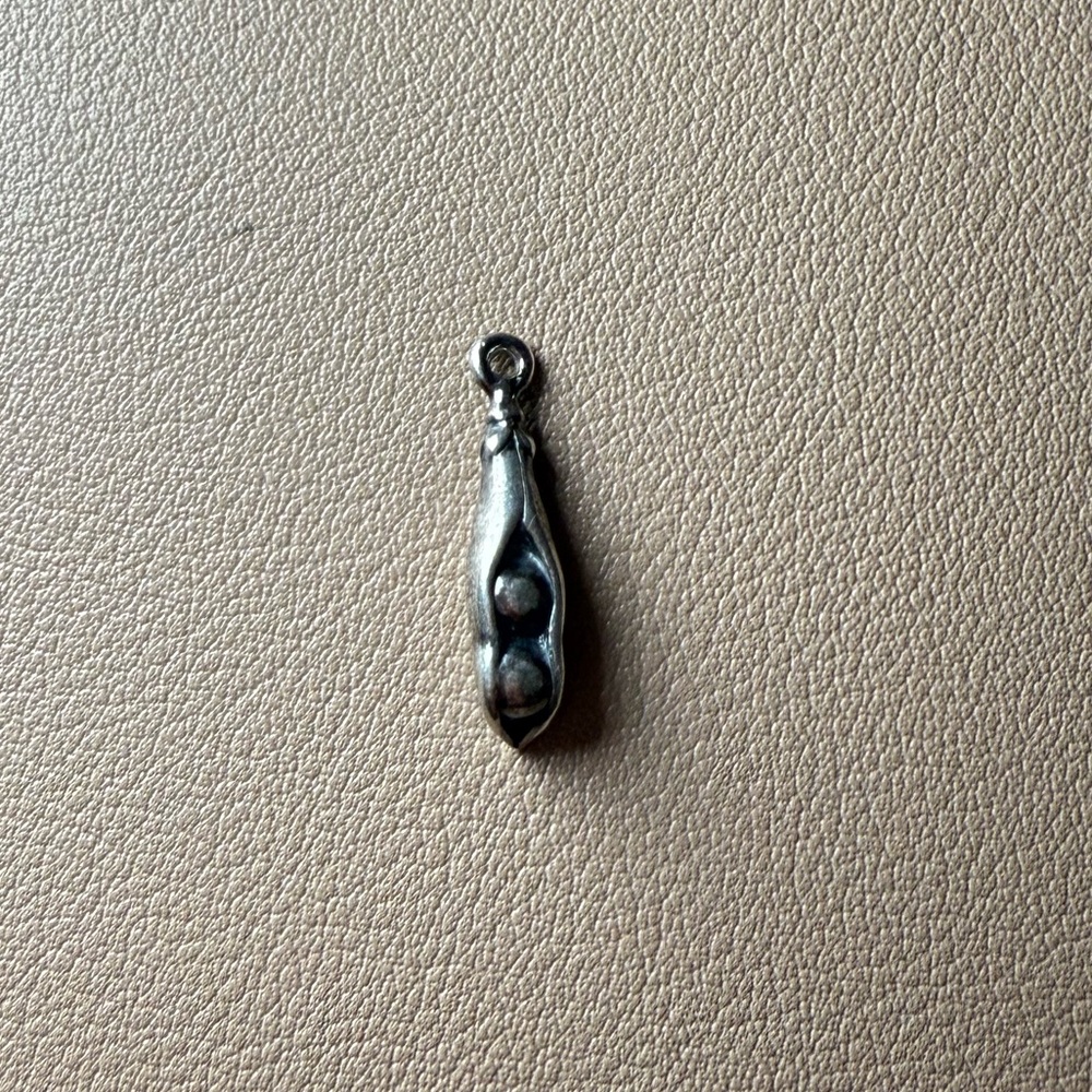 James Avery Two Peas in a Pod Charm